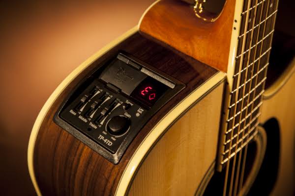 Natural Classical Acoustic-Electric Guitar U4834