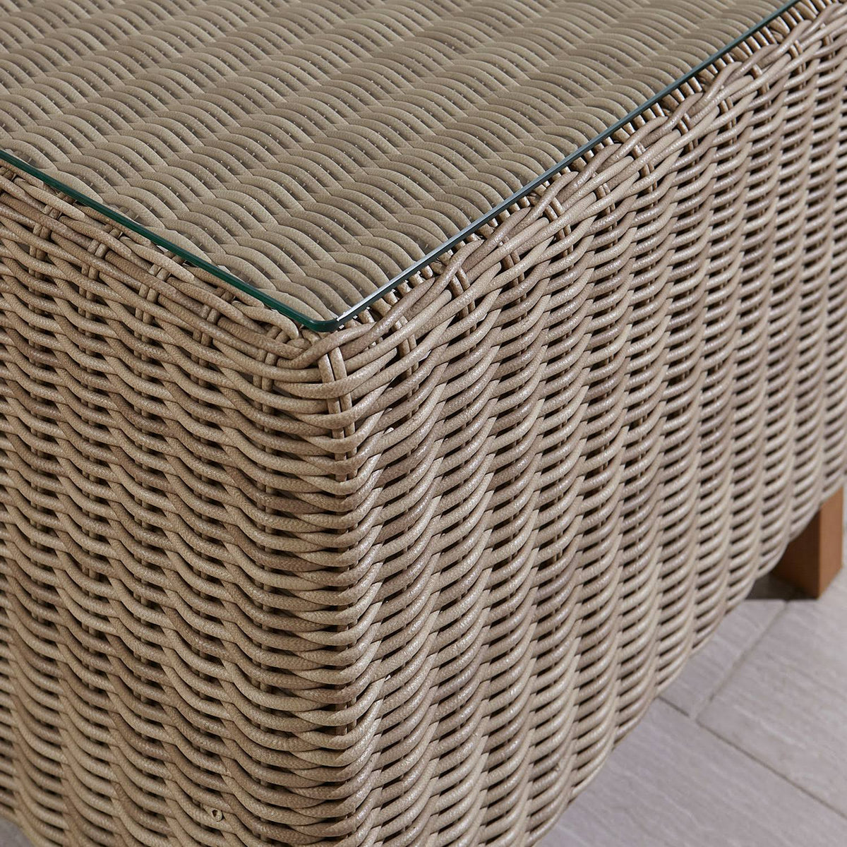 Coffee Table B85099