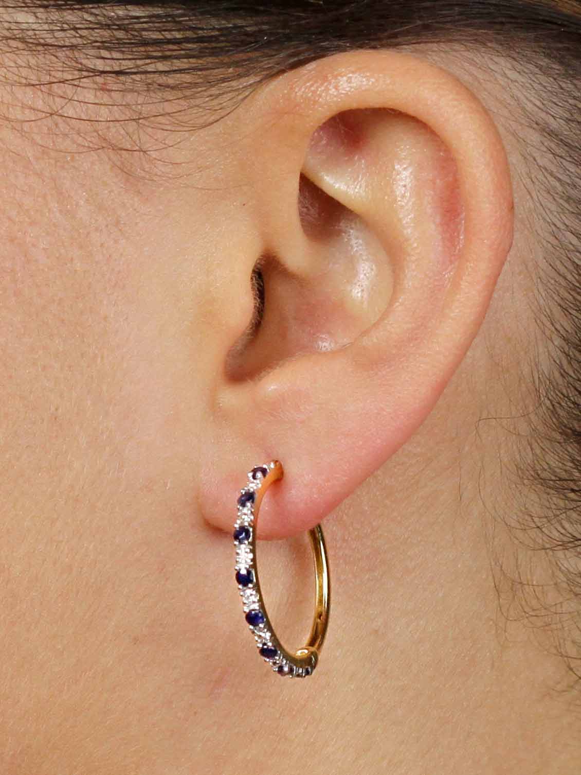 Midnight Blue Sapphire Hoop Earrings in 18k Gold-plated Sterling Silver K1264