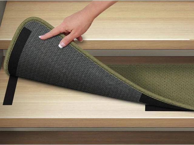 Set of 12 Olive Green Carpet Stair Treads M211