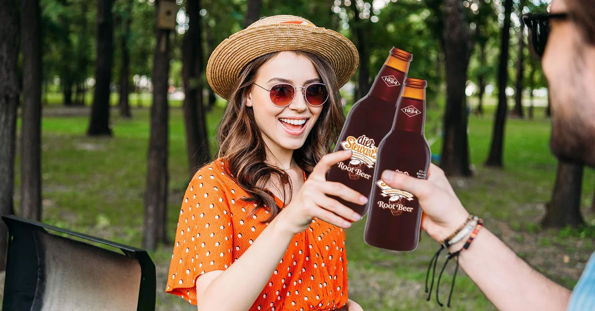 Root Beer, 12 fl oz (12 Glass Bottles) S339804